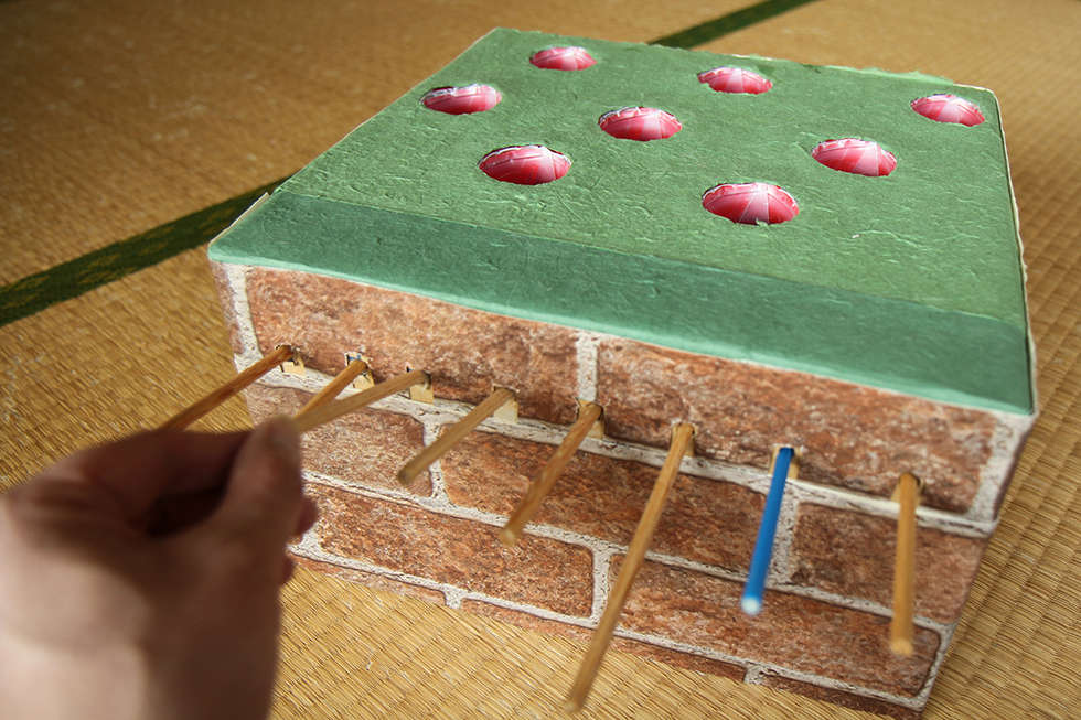 テーブルゲーム風猫もぐらたたき「ネコもぐらたたき盤DX(デラックス)」完成